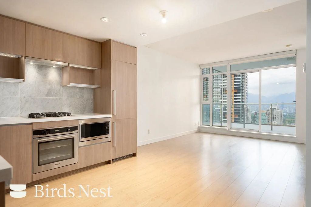 6538 Nelson Avenue 2708, Burnaby