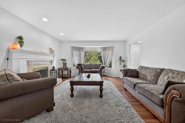 12460 63a Avenue, Surrey