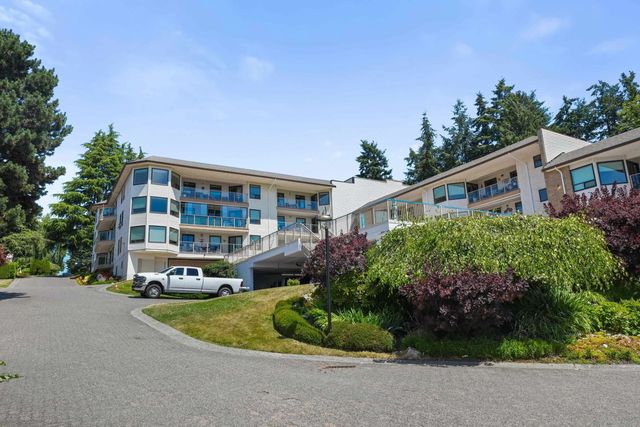 1350 Vidal Street 405, White Rock