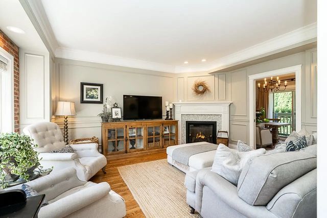 15151 Buena Vista Avenue 4, White Rock