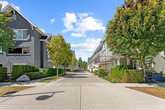 127 172 Street 30, Surrey