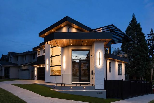 16018 9a Avenue, Surrey