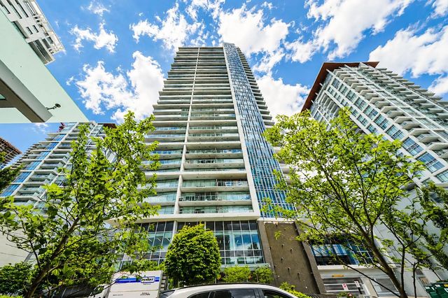 2311 Beta Avenue 3607, Burnaby