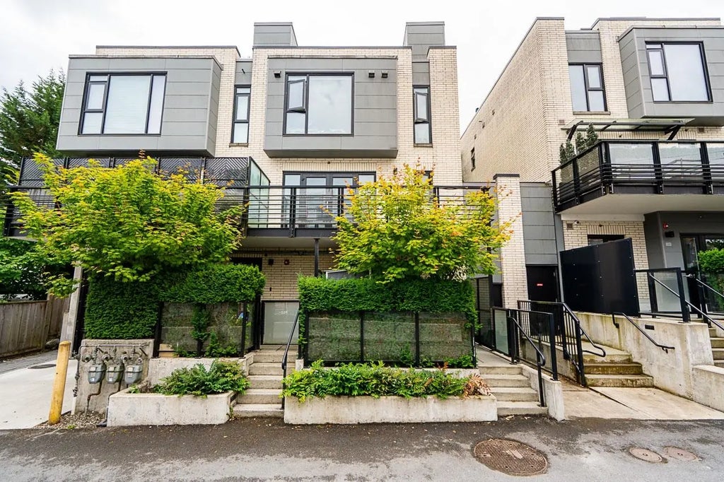 589 W King Edward Avenue 2, Vancouver