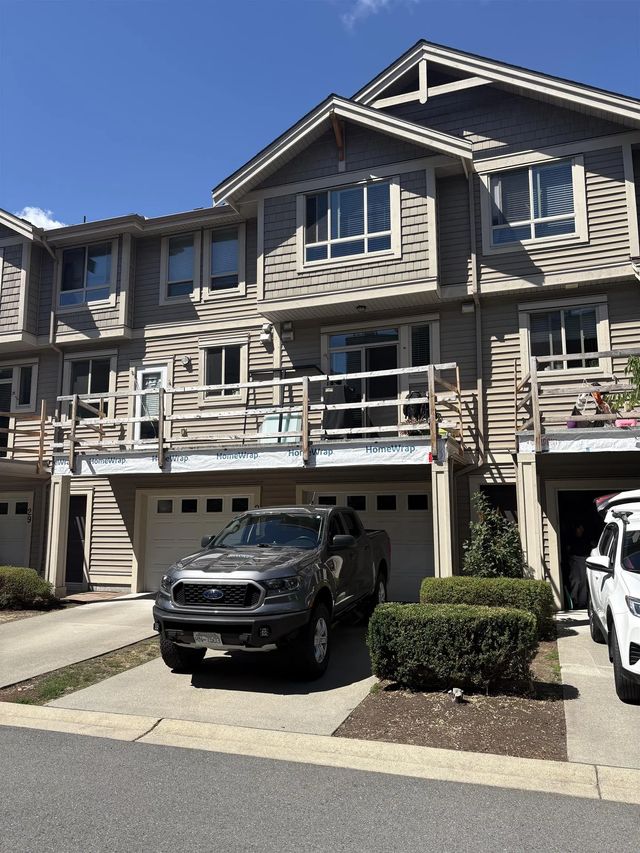 19752 55a Avenue 27, Langley