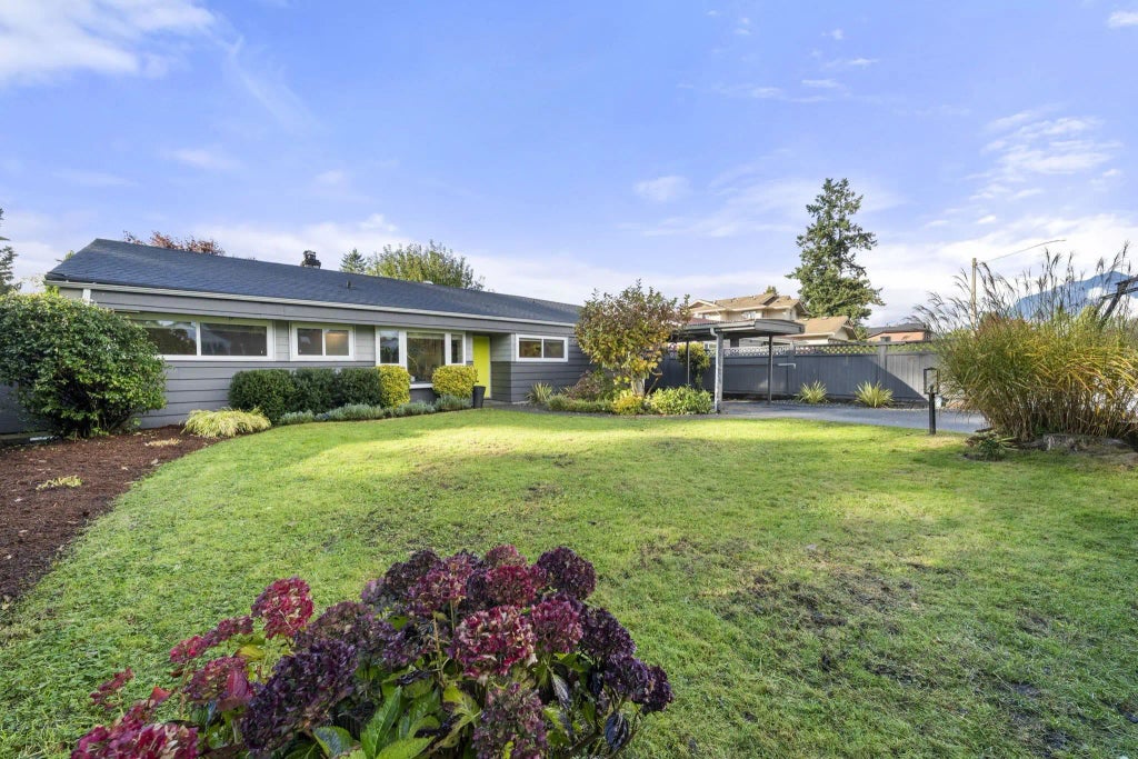 1155 Tatlow Avenue, North Vancouver