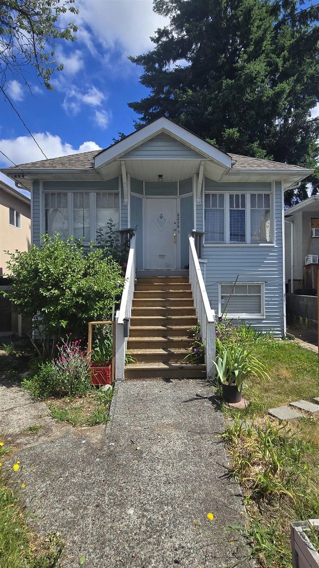 3253 School Avenue, Vancouver
