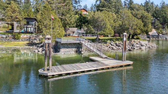 5400 Sans Souci Road, Halfmoon Bay