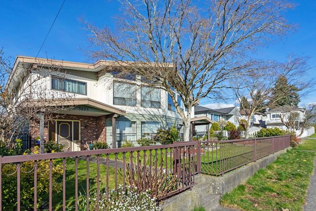 5825 Clinton Street, Burnaby