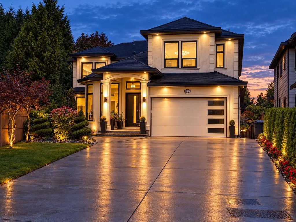 16177 89a Avenue, Surrey