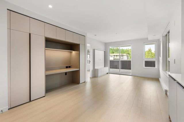 2015 St. Johns Street 213, Port Moody