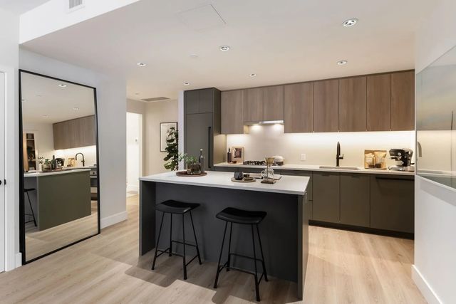 8633 River District Crossing 626, Vancouver