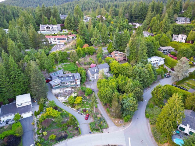 4605 Woodgreen Drive, West Vancouver