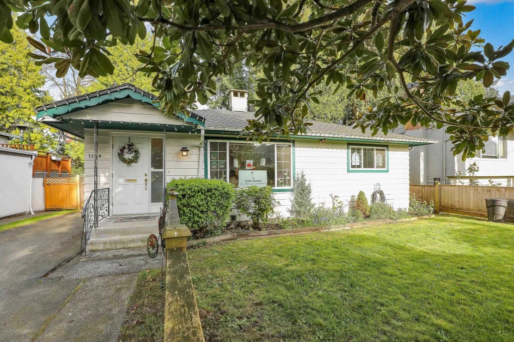 1554 Stevens Street, White Rock