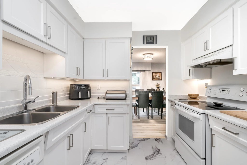 32040 Peardonville Road 203, Abbotsford