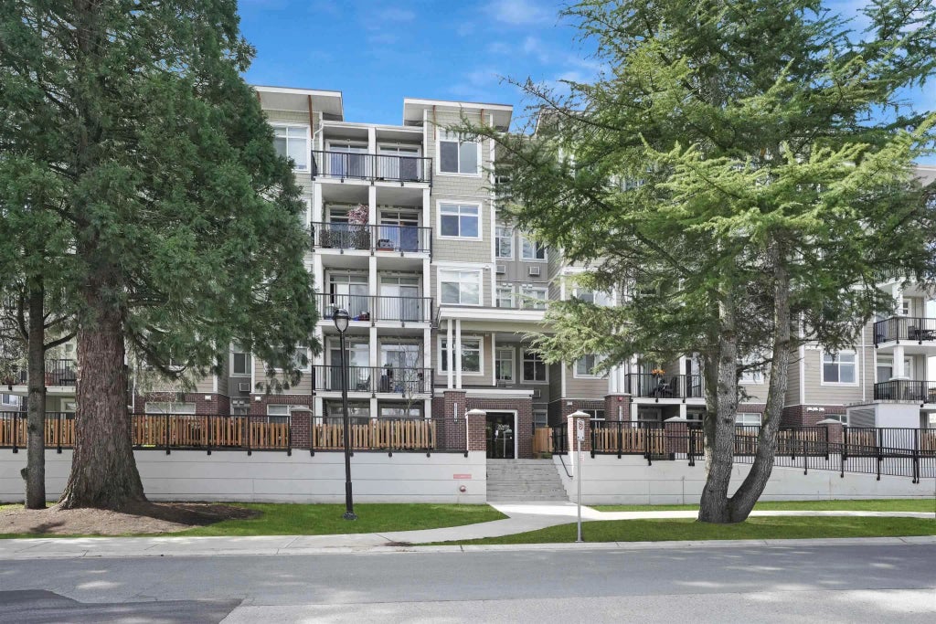 20686 Eastleigh Crescent 305, Langley