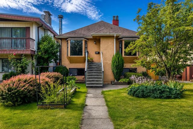 2576 Parker Street, Vancouver