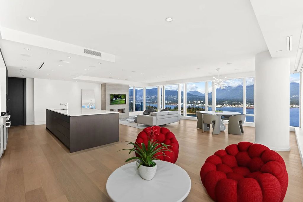 1011 W Cordova Street 3401, Vancouver