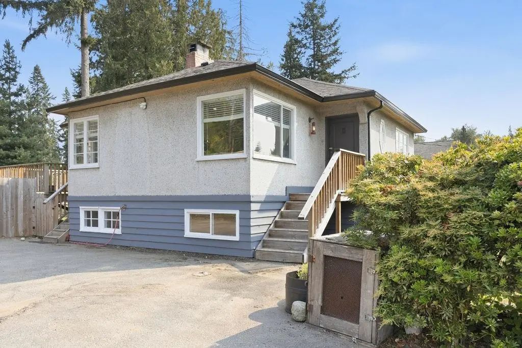 1022 Rosamund Road, Gibsons