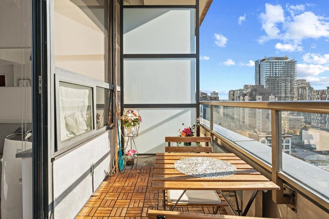 1010 Howe Street 910, Vancouver