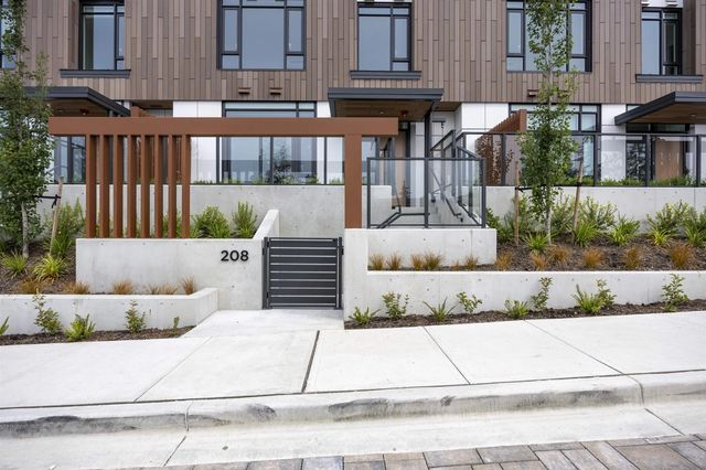 3963 Uplands 208, Vancouver
