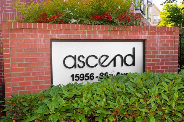 15956 86a Avenue 304, Surrey
