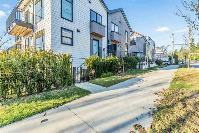 7357 Oak Street, Vancouver