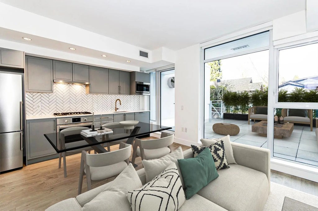 2435 Kingsway Street 208, Vancouver