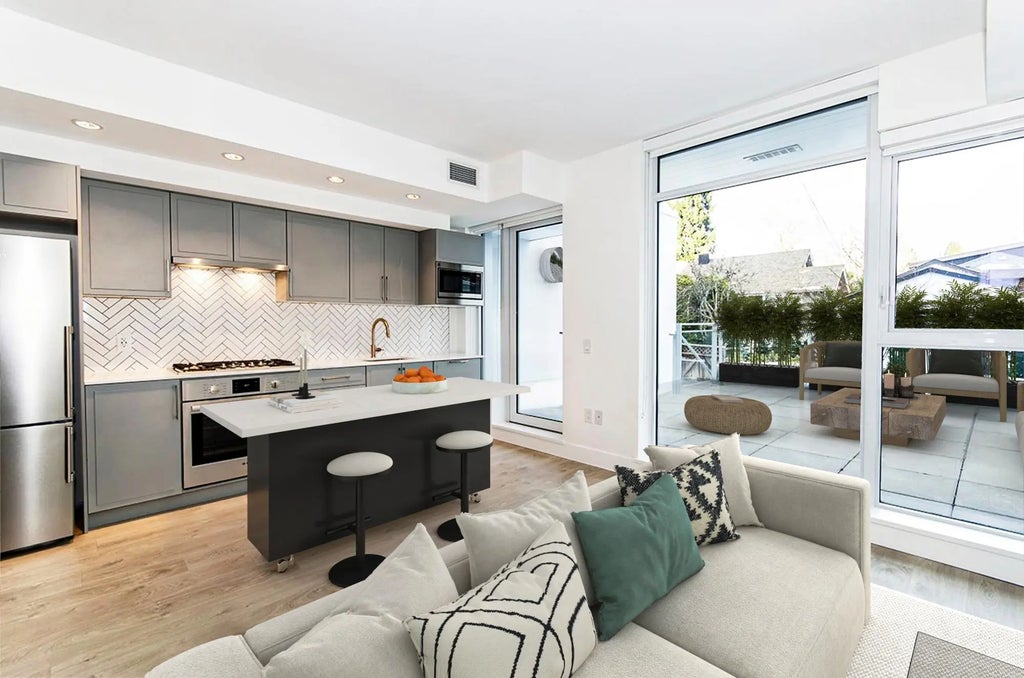 2435 Kingsway Street 208, Vancouver