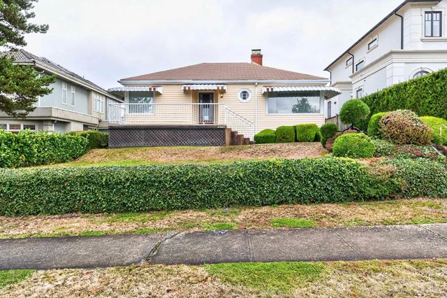 2345 W 18th Avenue, Vancouver