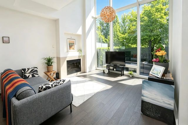 5151 Brighouse Way 107, Richmond