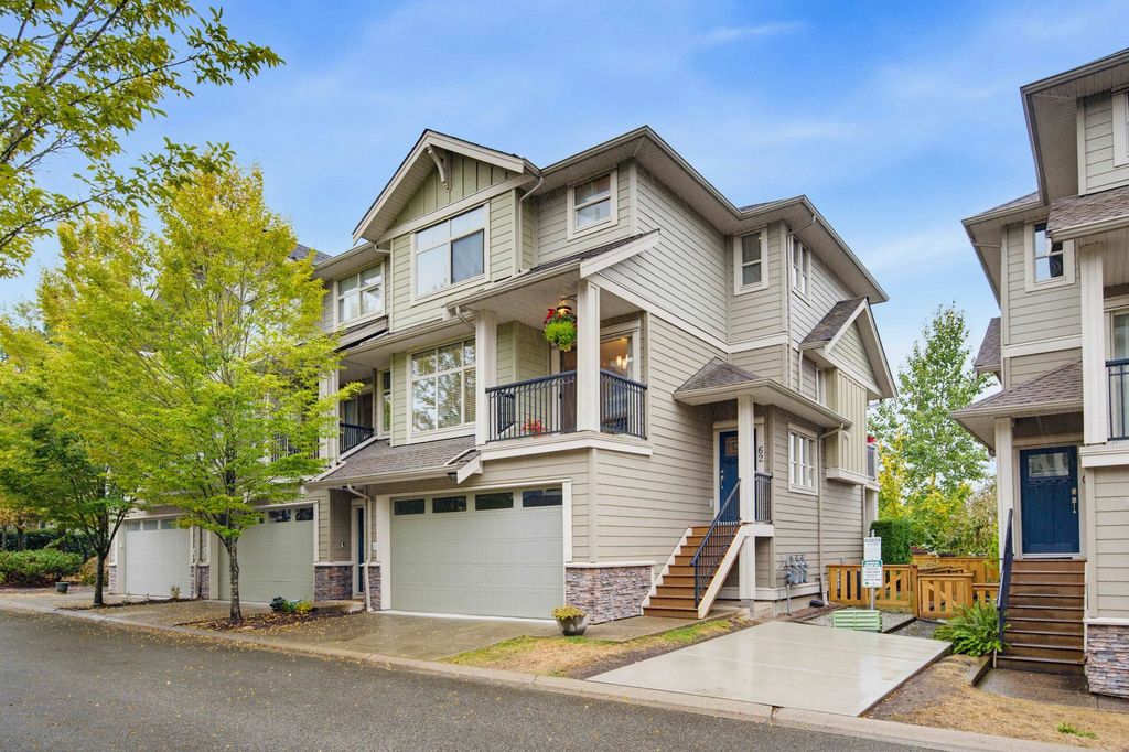 22225 50 Avenue 62, Langley