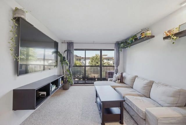 2120 W 2nd Avenue 209, Vancouver