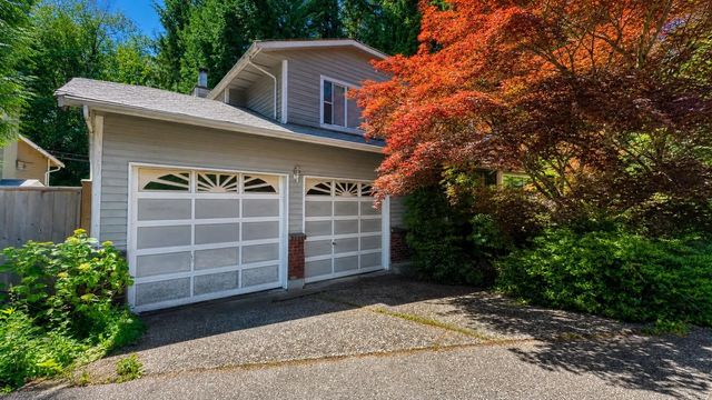 1679 Westover Road, North Vancouver