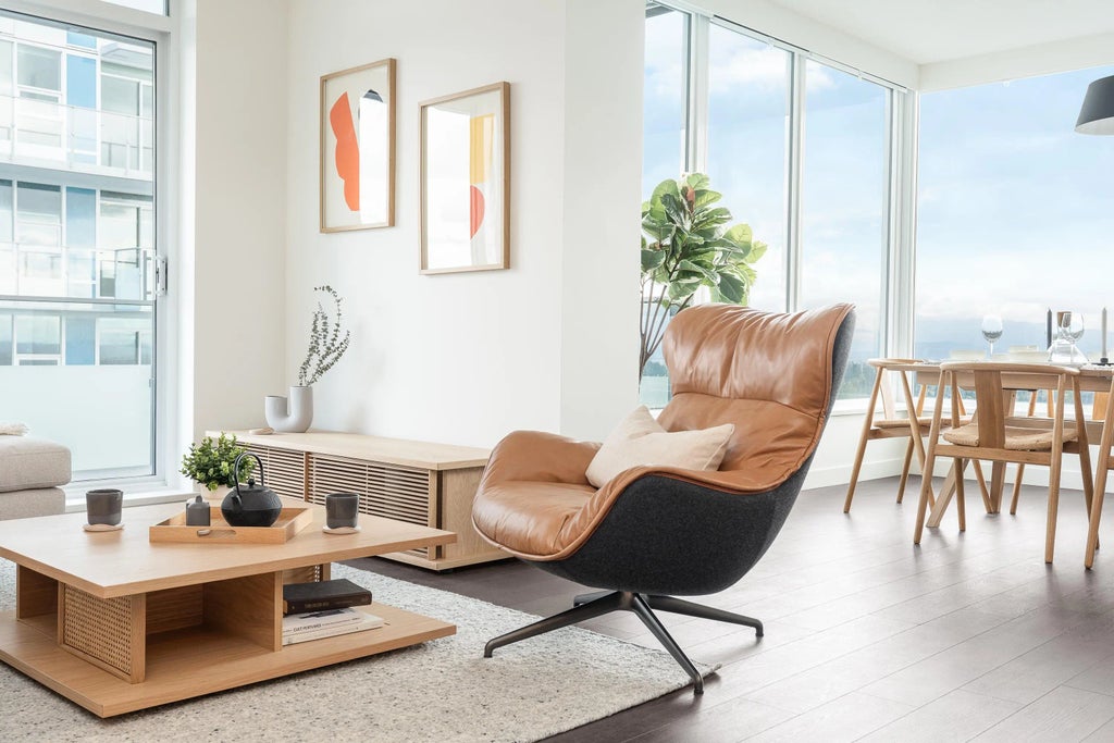 13778 100 Avenue 3307, Surrey