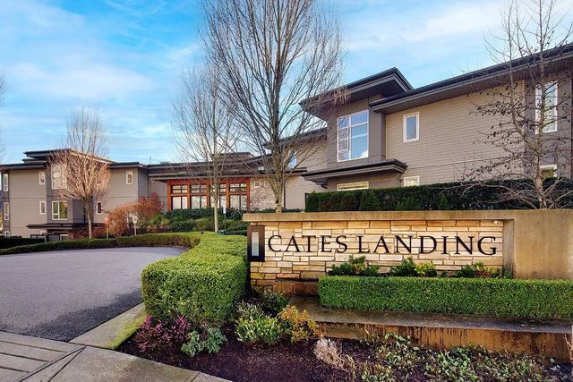 3825 Cates Landing Way 207, North Vancouver