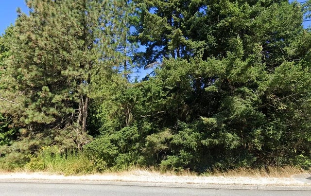 12739 Crescent Road, Surrey