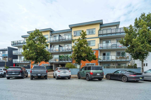22363 Selkirk Avenue 207, Maple Ridge