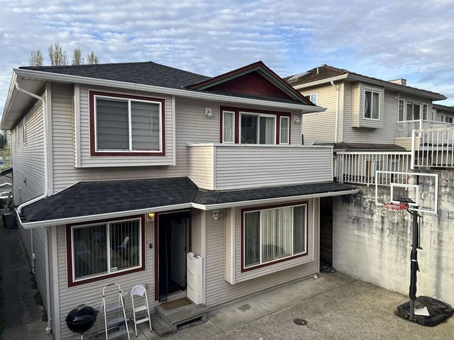 5142 Manor Street, Burnaby