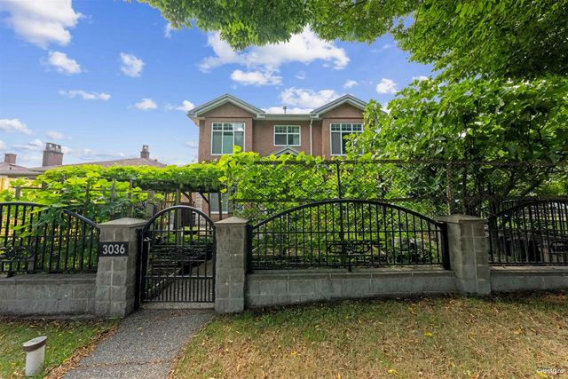 3036 E 1st Avenue, Vancouver