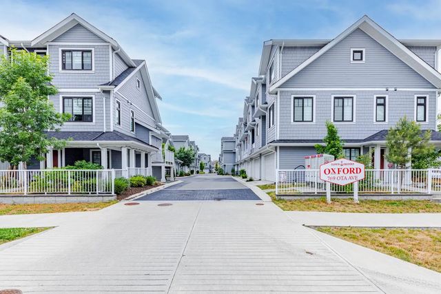 769 Ota Avenue 2, New Westminster