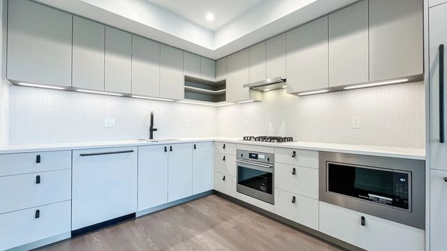 1680 E 12th Avenue 609, Vancouver