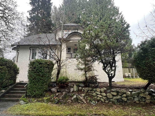 2080 W 33rd Avenue, Vancouver