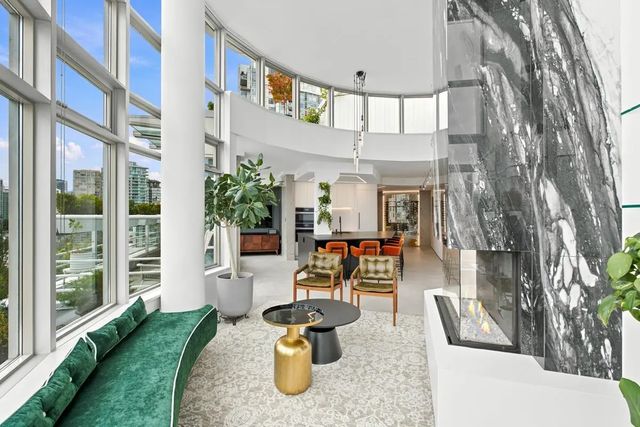 189 Davie Street Ph 1701, Vancouver