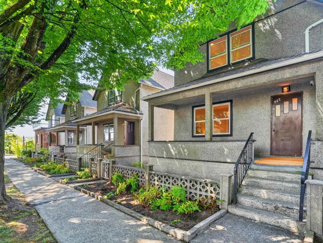 945-927 Princess Avenue, Vancouver
