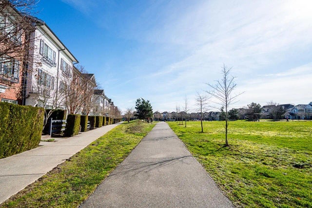 7348 192a Street 6, Surrey