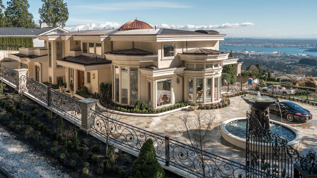 1175 Eyremount Drive, West Vancouver