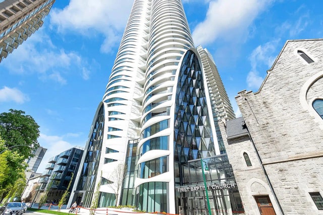 1033 Nelson Street 2008, Vancouver