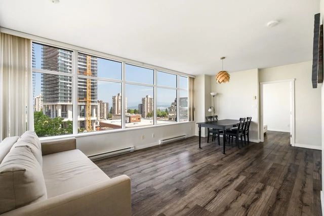 4880 Bennett Street 702, Burnaby