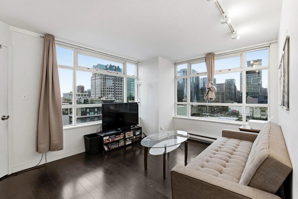 438 Seymour Street 1409, Vancouver